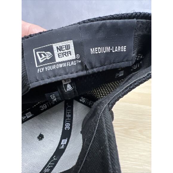 Oakley Pro Hat Baseball Cap New Era 39Thirty Size M/L Stretch Fitted 3930 Black - Picture 7 of 8